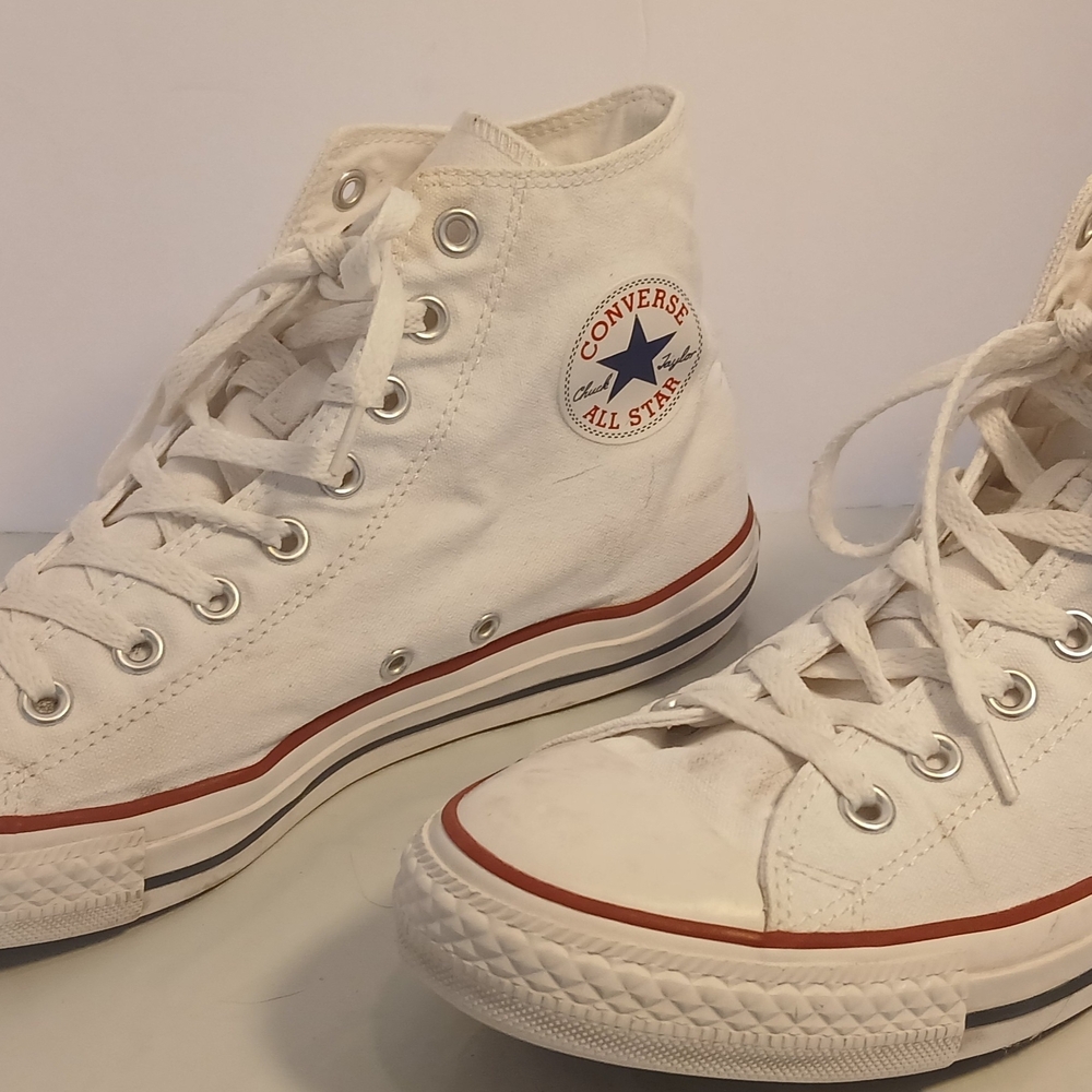 Converse White High-Top Sneakers Style Code M7650